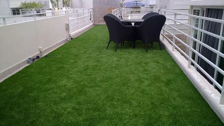 Artificial Turf Installation On Balcony